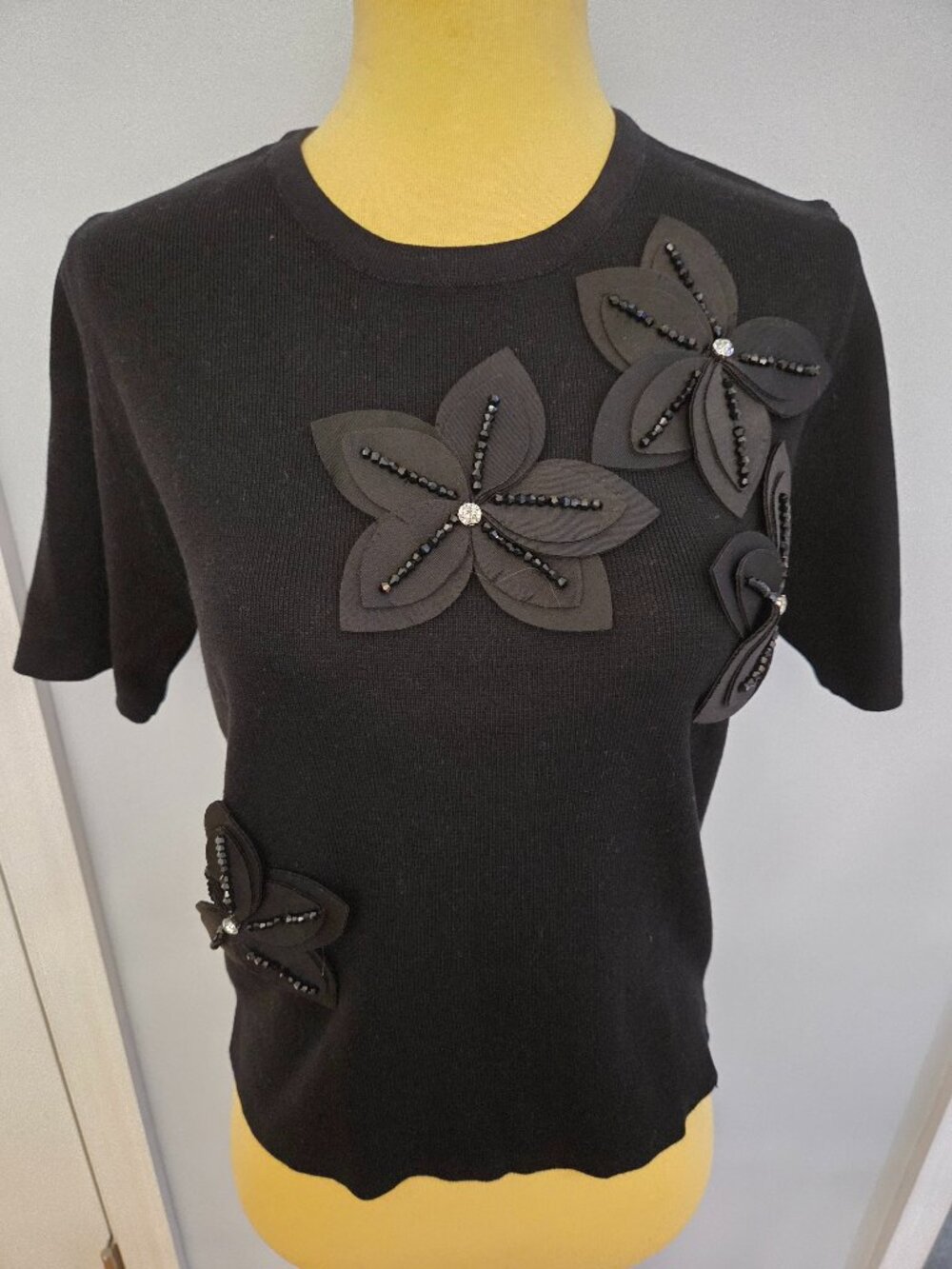VIVID Flower Short Sleeve Sweater Top